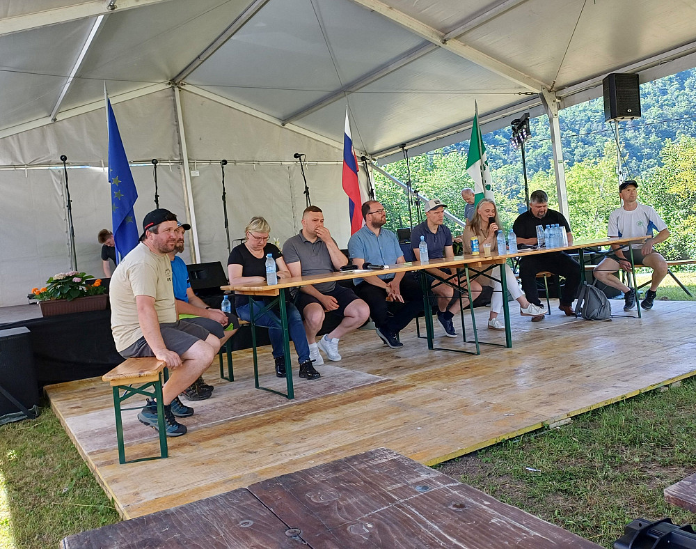 DRUŠTVA S CERKLJANSKEGA SO PREDSTAVILA NIZ TRADICIONALNIH PRIREDITEV, ki jim namenjajo veliko sredstev in prostovoljnega dela. 