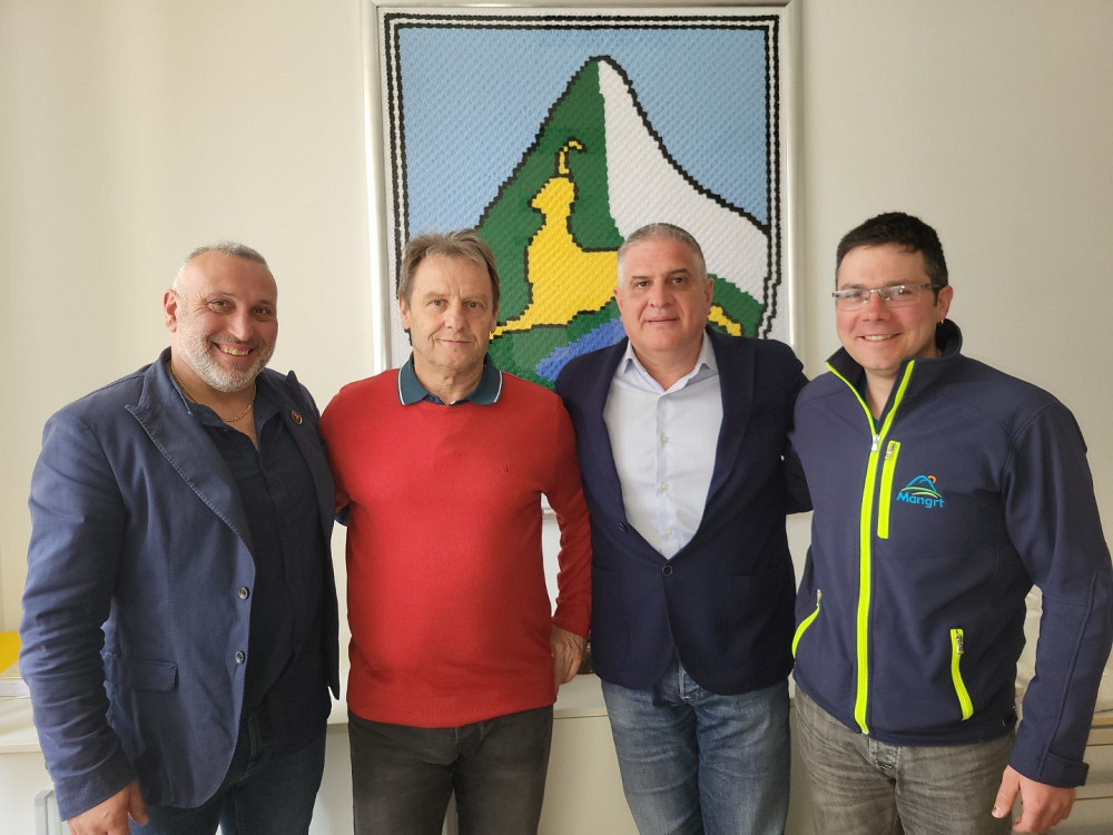 OBČINA BOVEC SKUPAJ Z OBČINO TRBIŽ PRIPRAVLJA OBELEŽITEV 120. OBLETNICE PREDORA ŠTOLN – v ta namen so aprila potekali usklajevalni pogovori v Bovcu. 