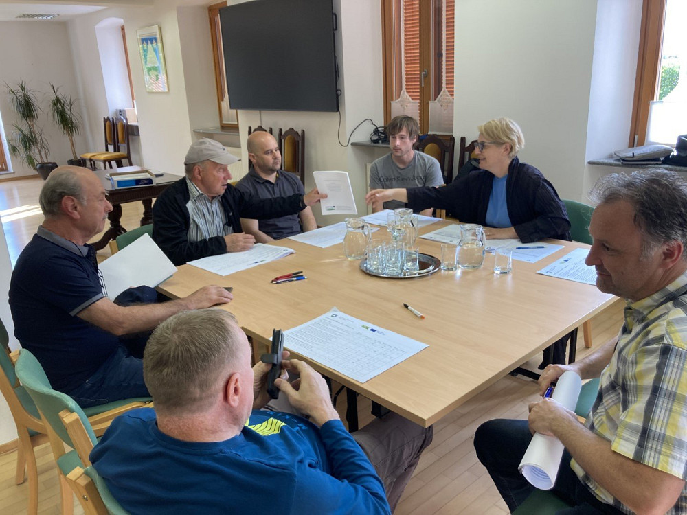 OBČINA KOBARID JE USPEŠNO ZAKLJUČILA PRVO FAZO PRIPRAVE CELOSTNE PROMETNE STRATEGIJE, ki bo določala smernice za trajnostni prometni razvoj v prihodnjih letih.