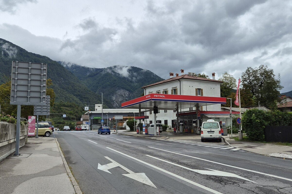 BENCINSKI SERVIS PETROL V TOLMINU BO ZARADI VZDRŽEVALNIH DEL ZAPRT OD 21. DO 24. SEPTEMBRA.